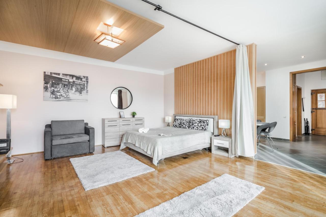 Bpr Timber Loft With Balcony Apartmán *